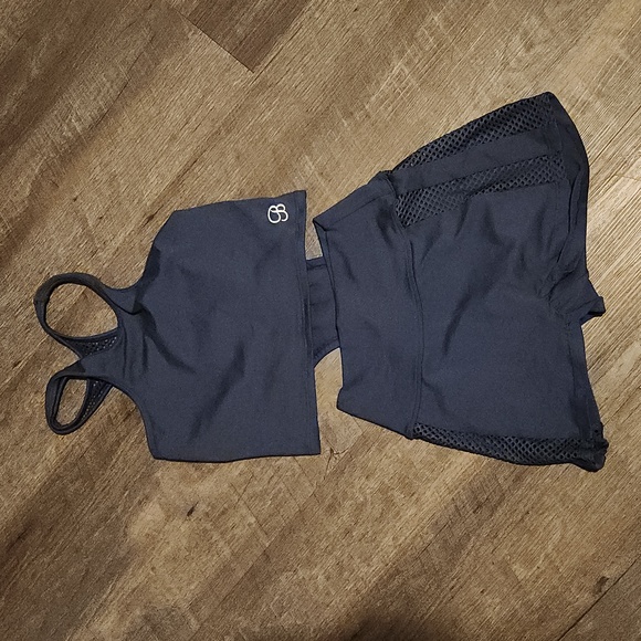 Bombshell - Picture 1 of 3